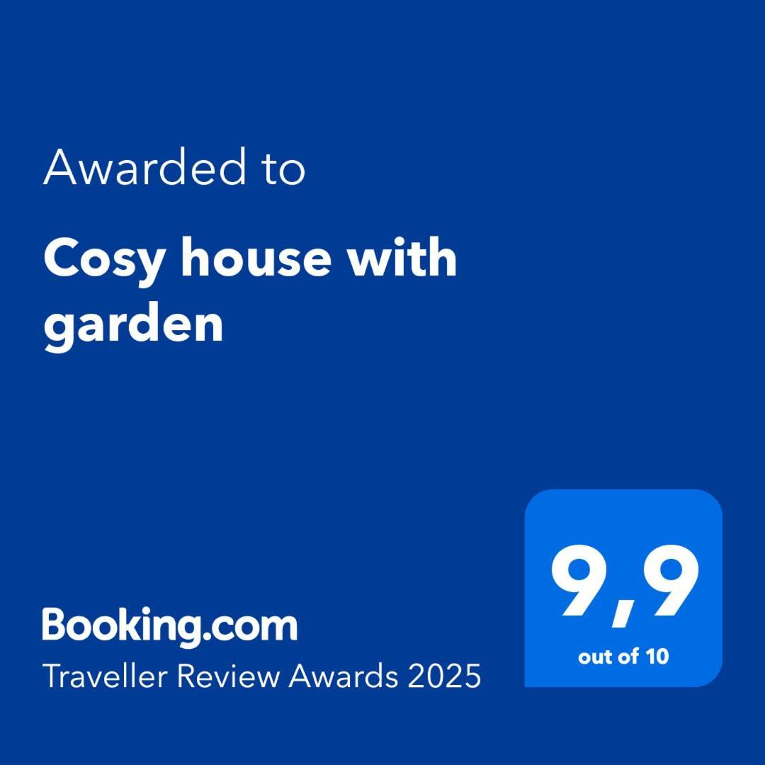 Апартаменты Cosy House With Garden Волос Экстерьер фото